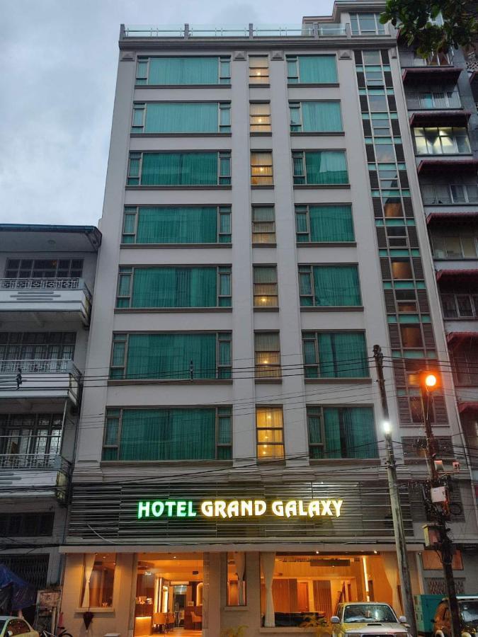 Hotel Grand Galaxy Янгон Экстерьер фото